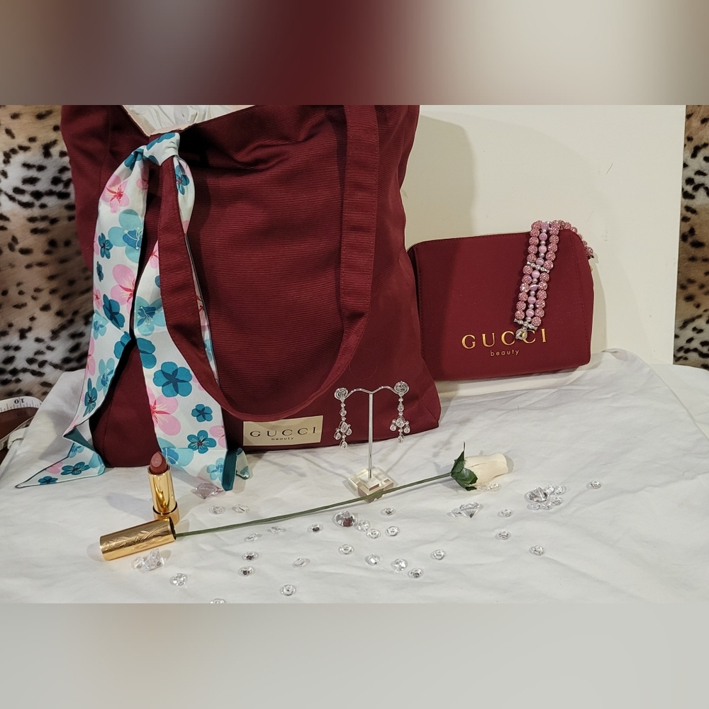 NWT Gucci Beauty Burgundy Gift Package. Everything Pictured.